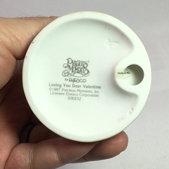 Precious Moments "Loving You Dear Valentines" Baby Collection Figurine #306932 - Picture 8 of 8